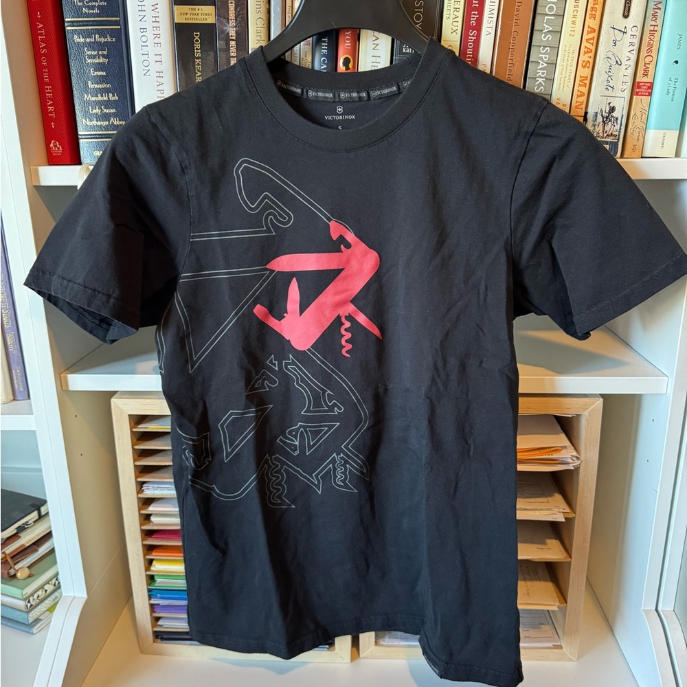 Men’s Victorinox Spartan Graphic Tee